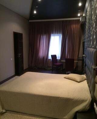 Гостиница Luxor Hotel Анапа СТАНДАРТ СЕМЕЙНЫЙ-11